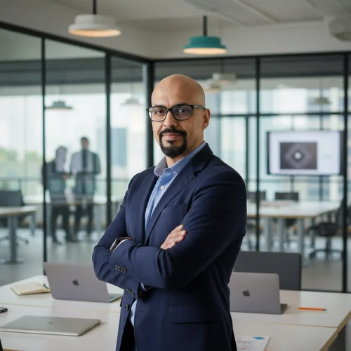 Especialista em Vendas Digitais, Sergio Henrique atua na Estratégia Empresarial e no E-commerce